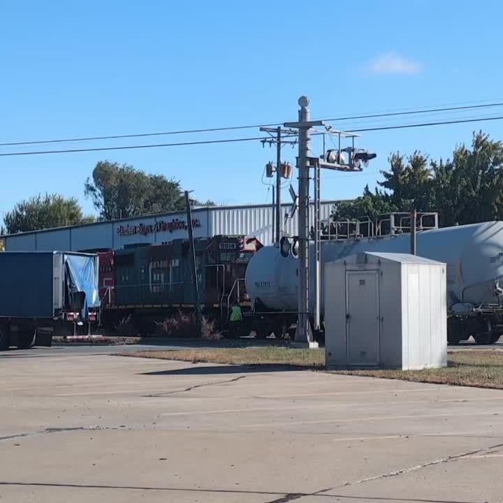 Unknown injuries after train, semi collide in Decatur